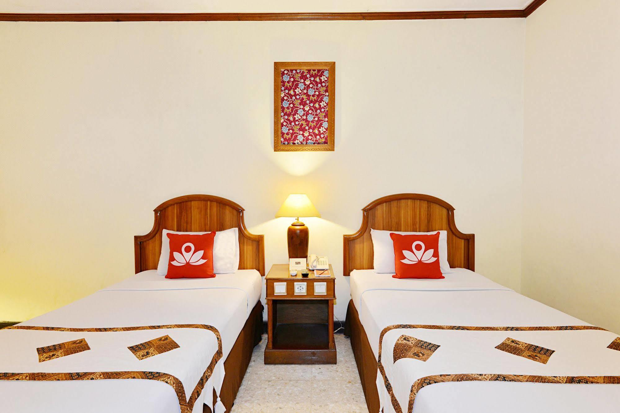Zen Rooms Jogja Cendrawasih Pakualaman Eksteriør bilde